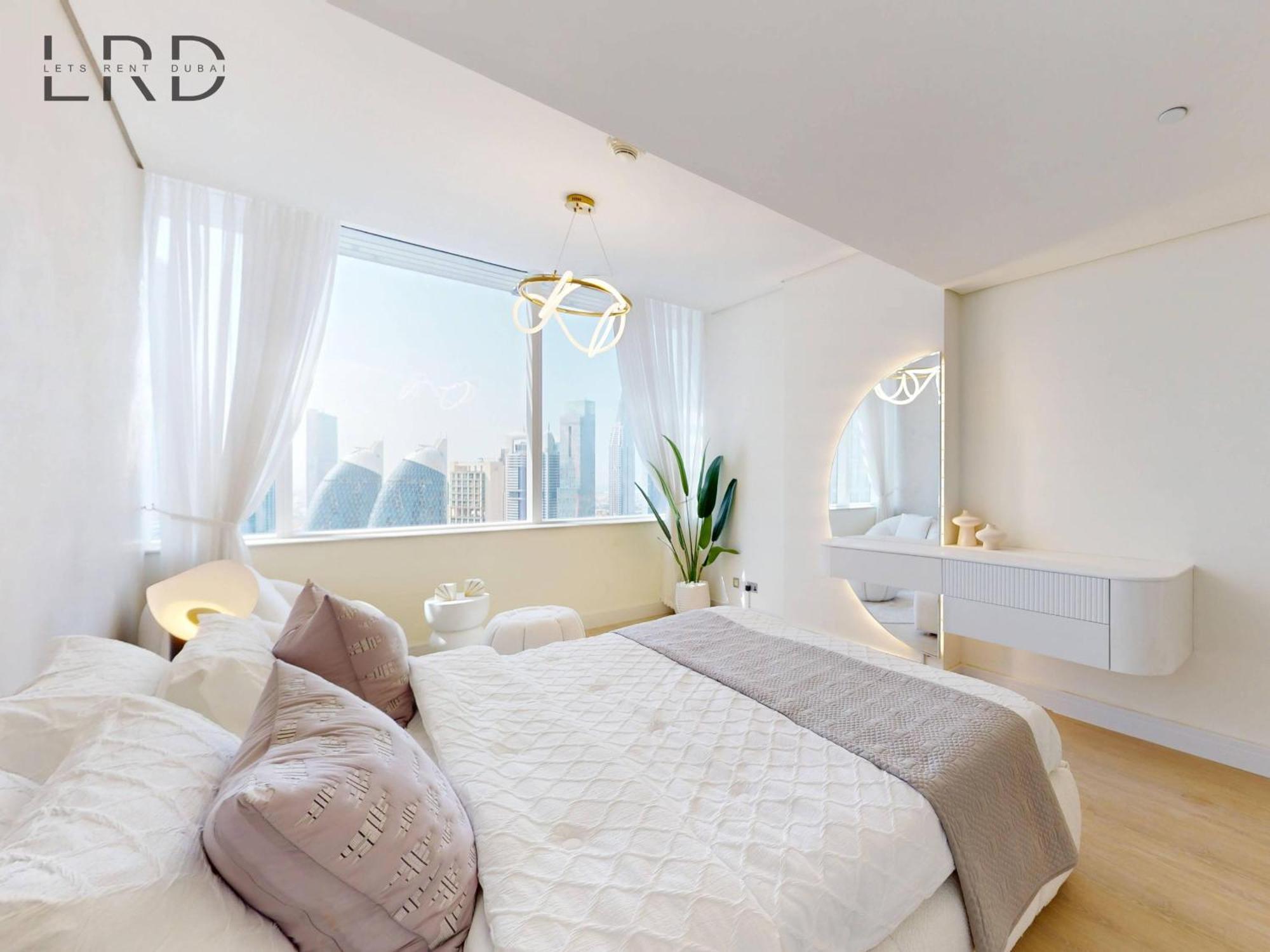 Chic And Modern 2br Duplex With View Apartment