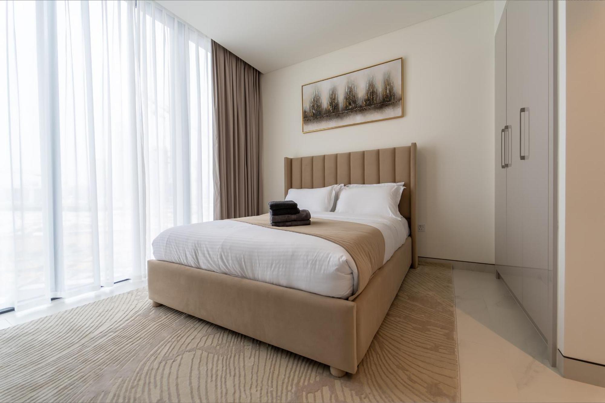 Modern 1br In Creek Vistas Grande, Burj Khalifa View Apartment *