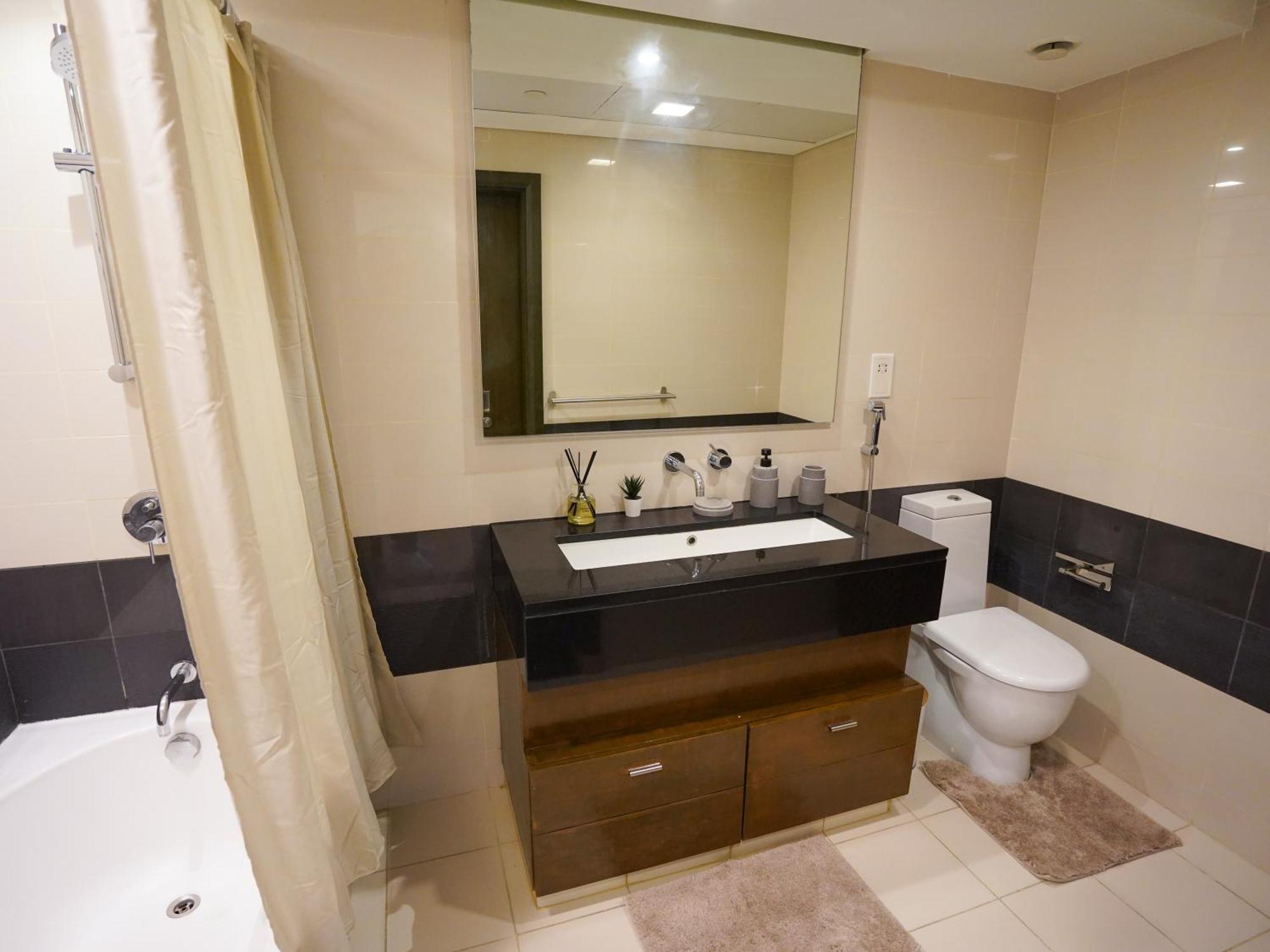 3br Loft I Burj Khalifa & Mall Apartment Dubai