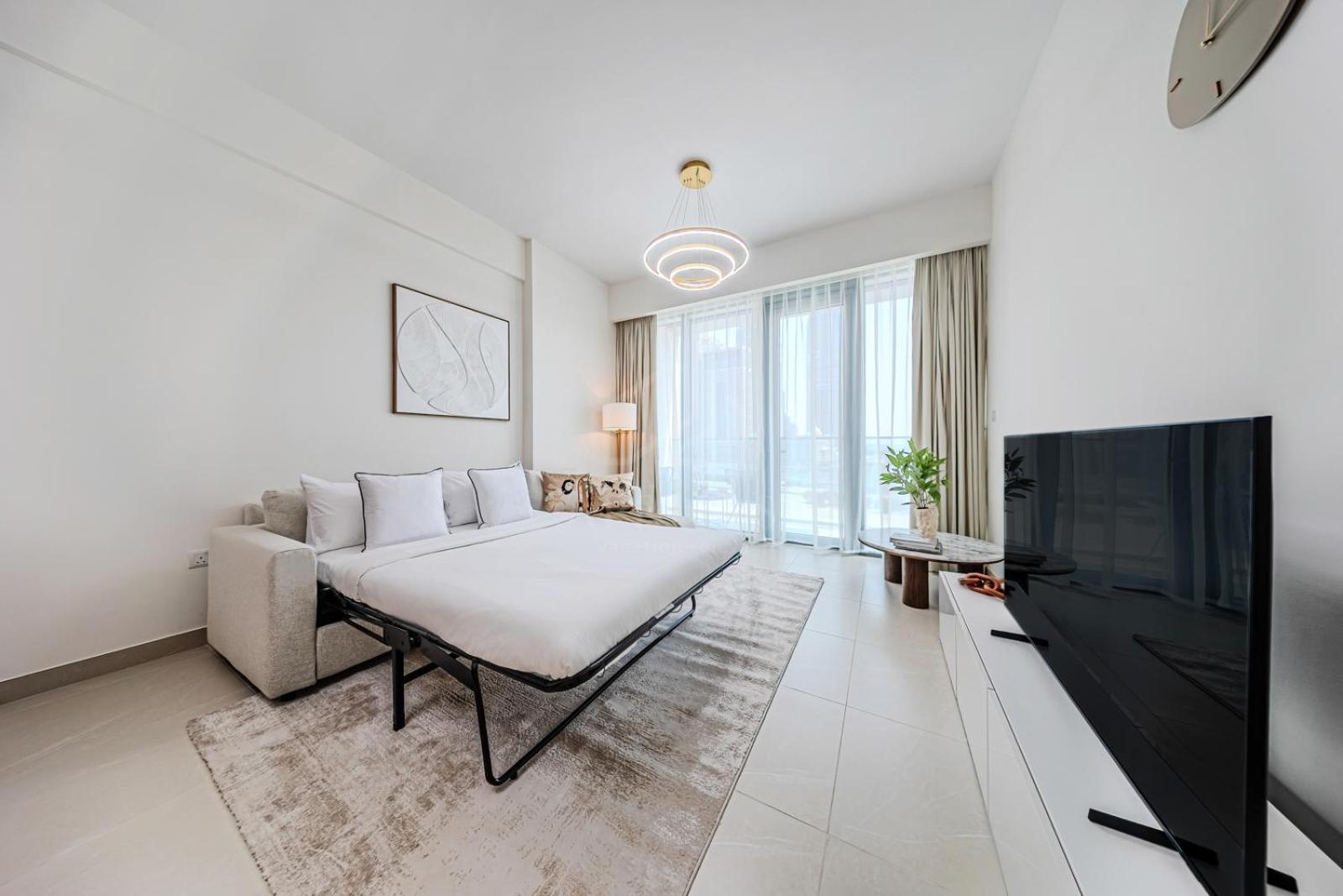 Brand New In Canal Front Wasl Apartment *