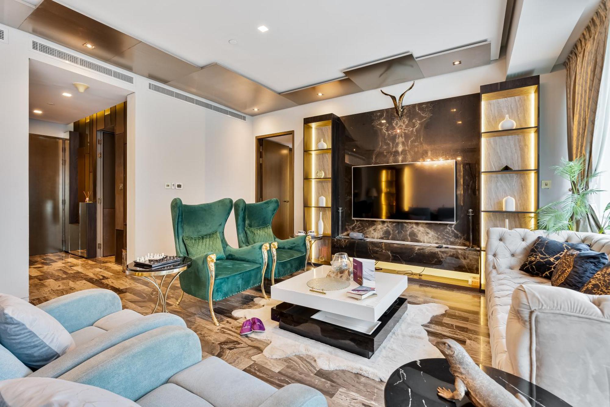 Apartment Dreaminn-2br Damac Heights With Sea View & Balcony *