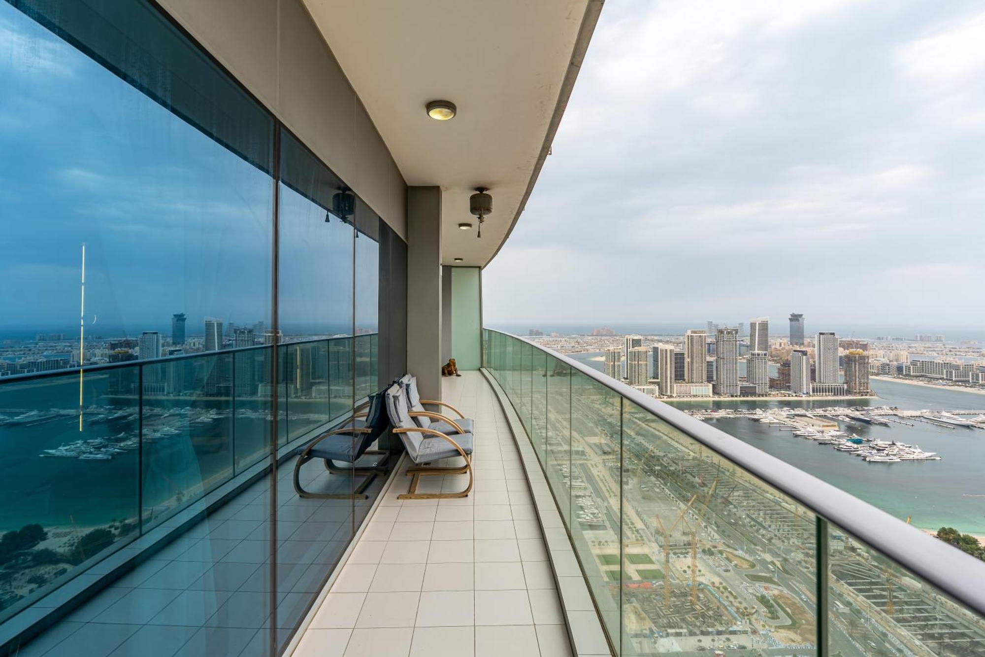 Dreaminn-2br Damac Heights With Sea View & Balcony