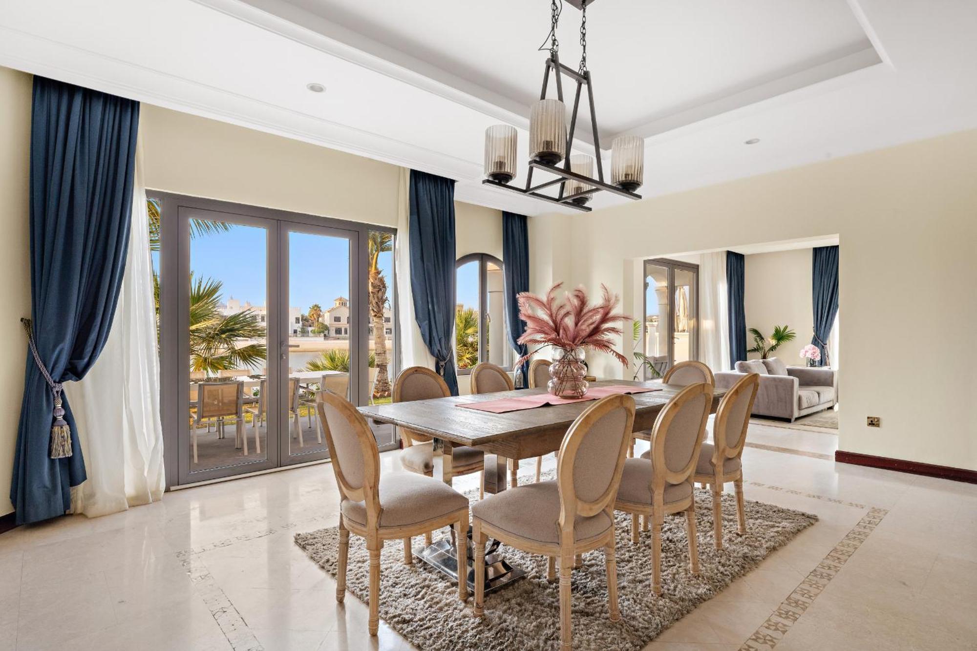 Holiday home Vayk - Iconic 5 Bedroom On The Palm With Private Pool Dubai