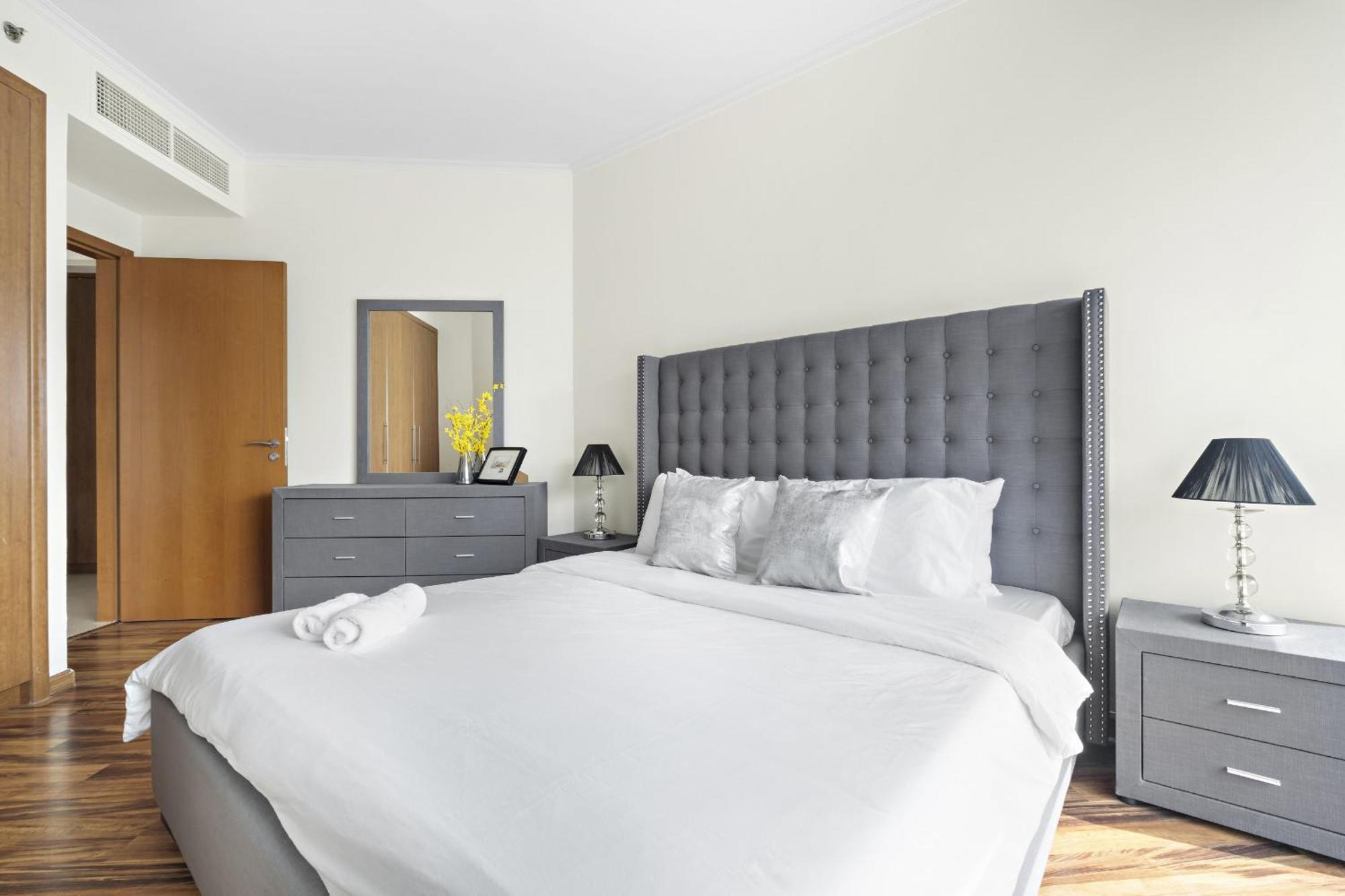 Apartment Vayk - Delightful 2 Bedroom In Jlt With Marina Views *