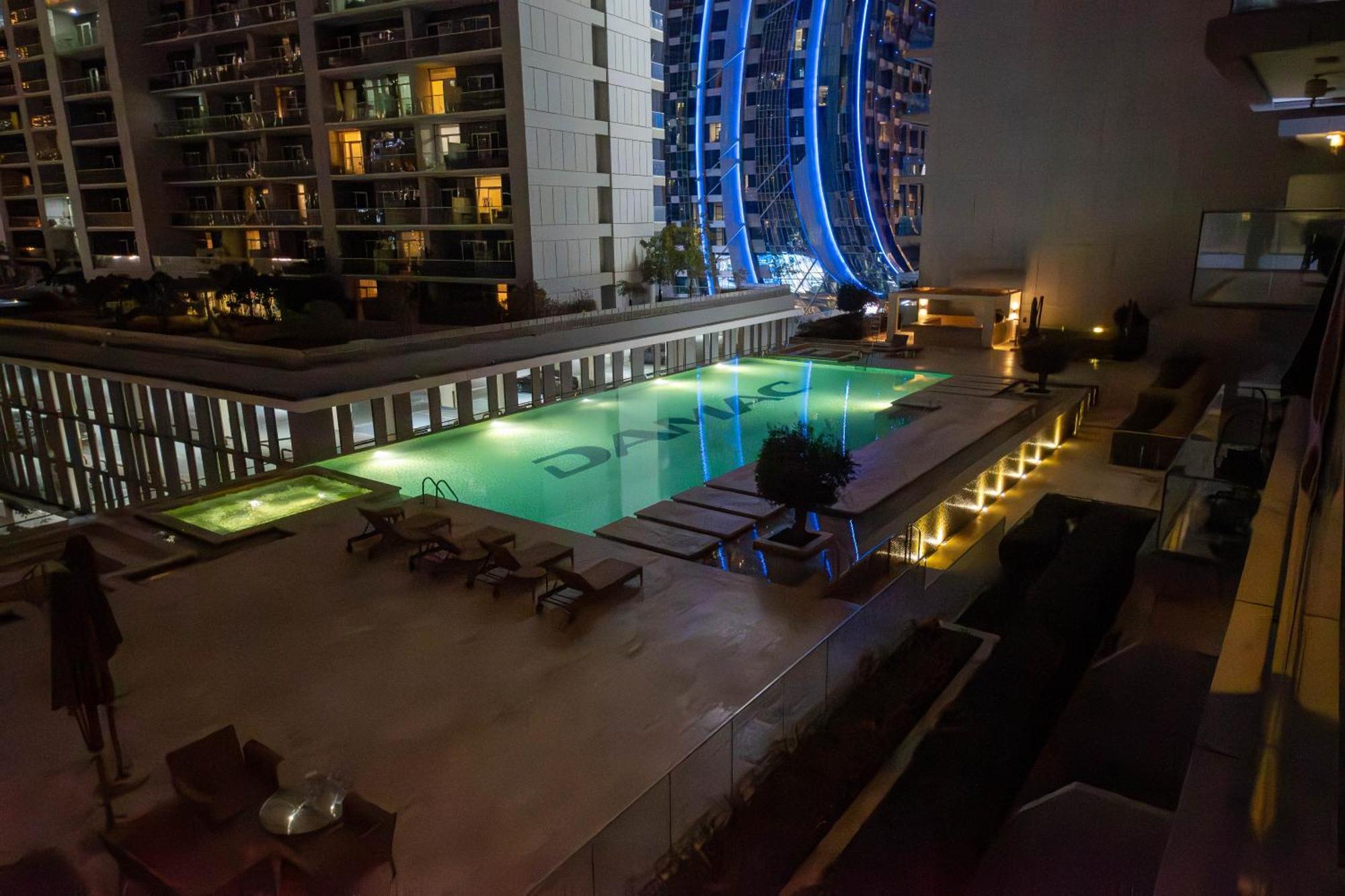 Cosy At Damac Majestine Dubai