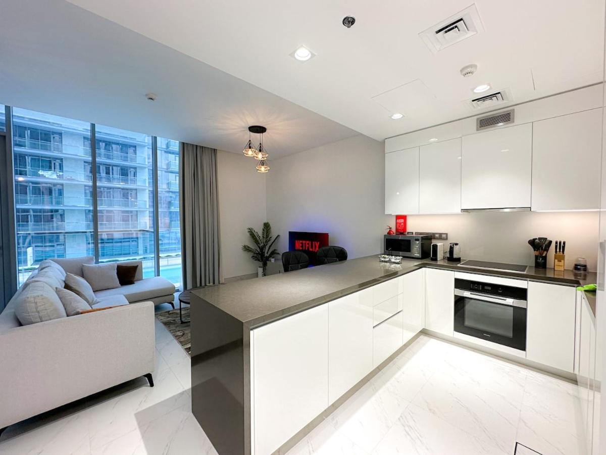 Luxury 1br With Aquatic View, District One Apartment Dubai