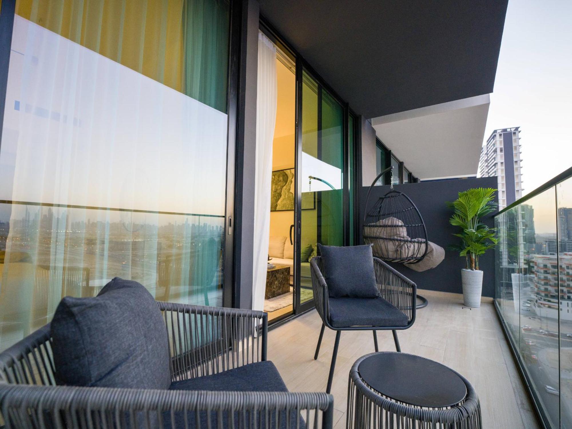 Easygo-serene 1bdr With Terrace Binghatti Corner Jvc Apartment *
