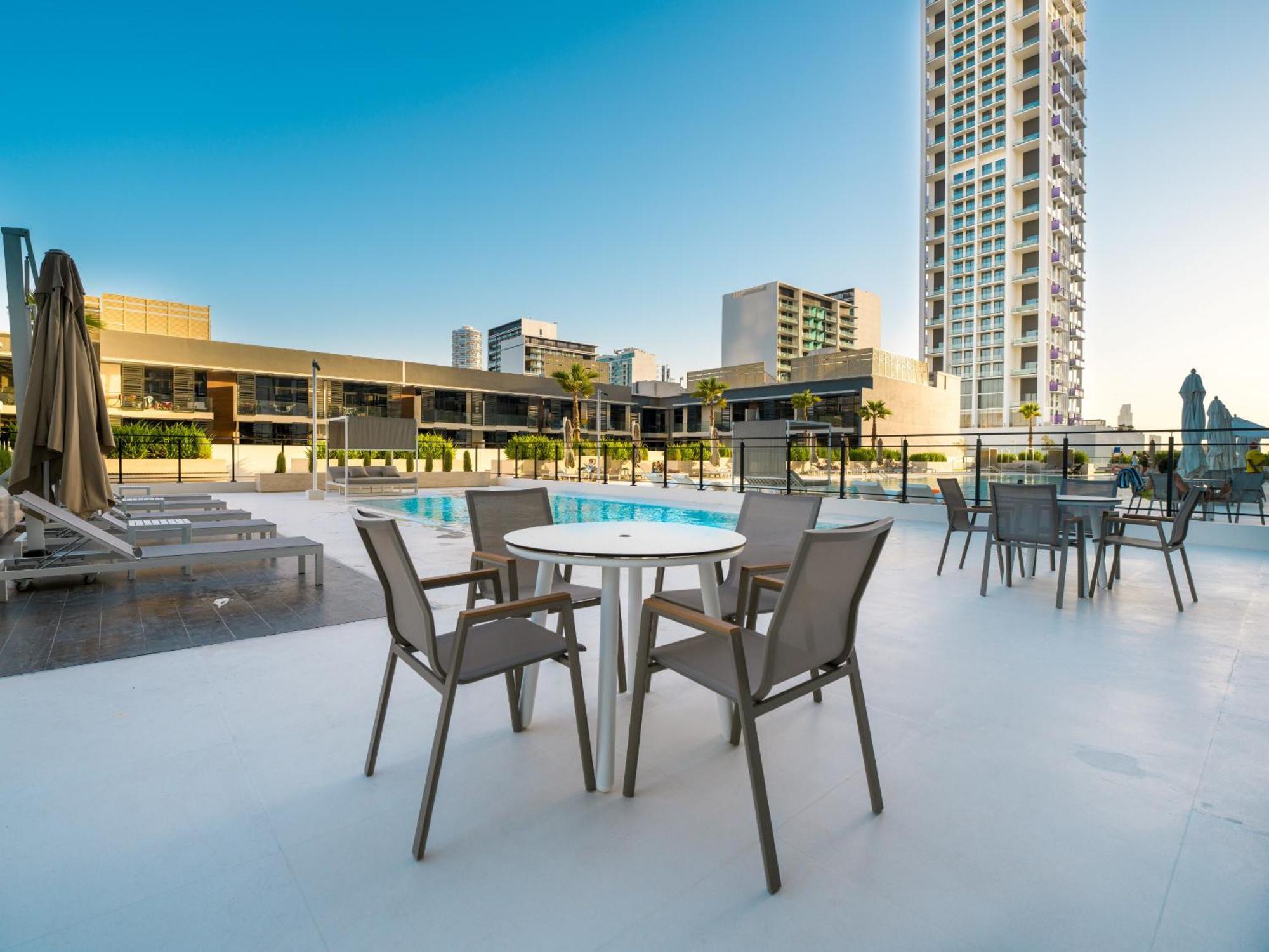 Easygo-serene 1bdr With Terrace Binghatti Corner Jvc Apartment *