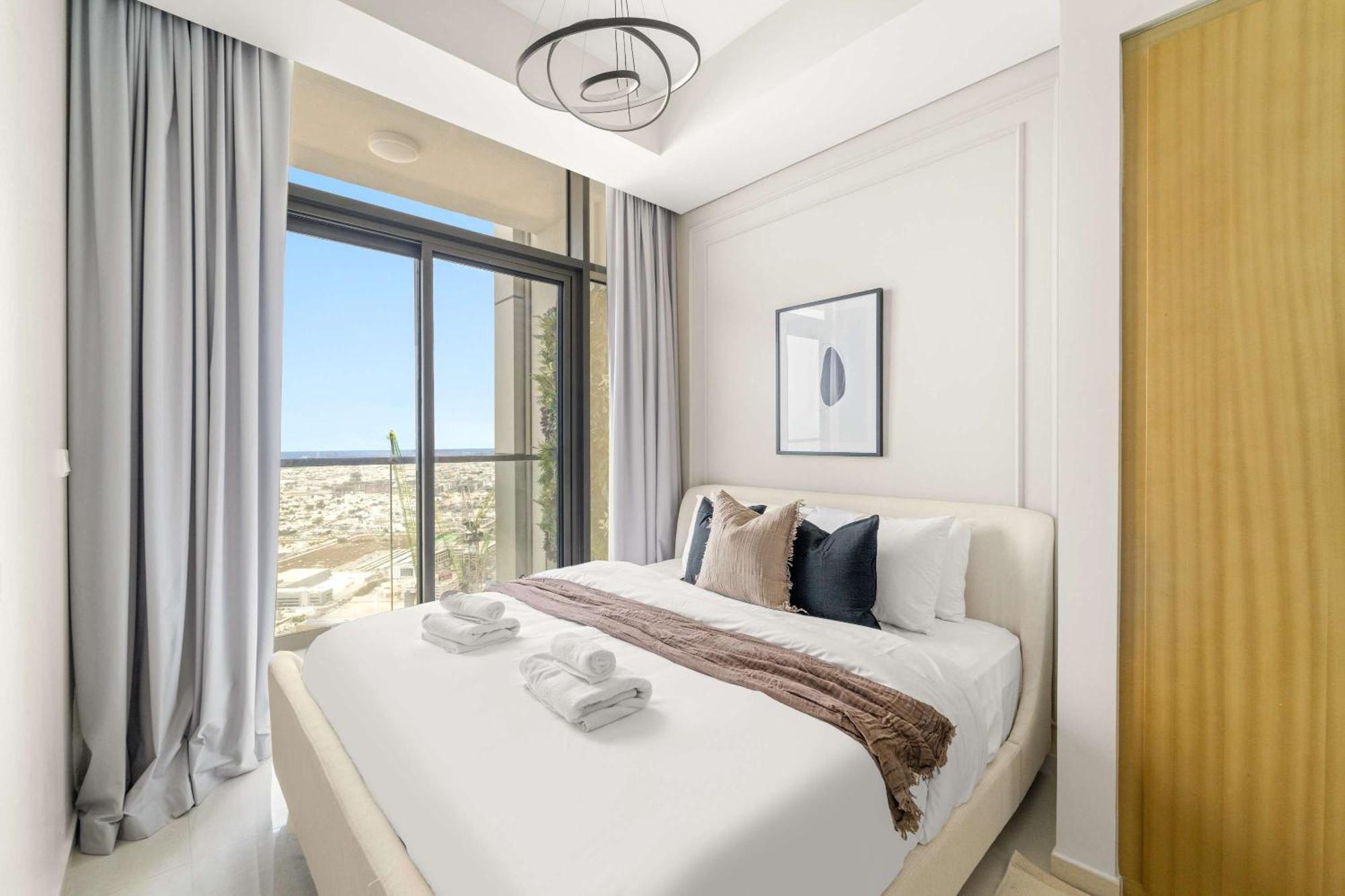 Silkhaus Elite 2br Near Safa Park In Aykon Apartment