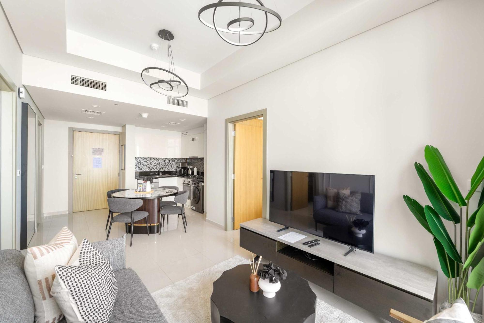 Silkhaus Elite 2br Near Safa Park In Aykon