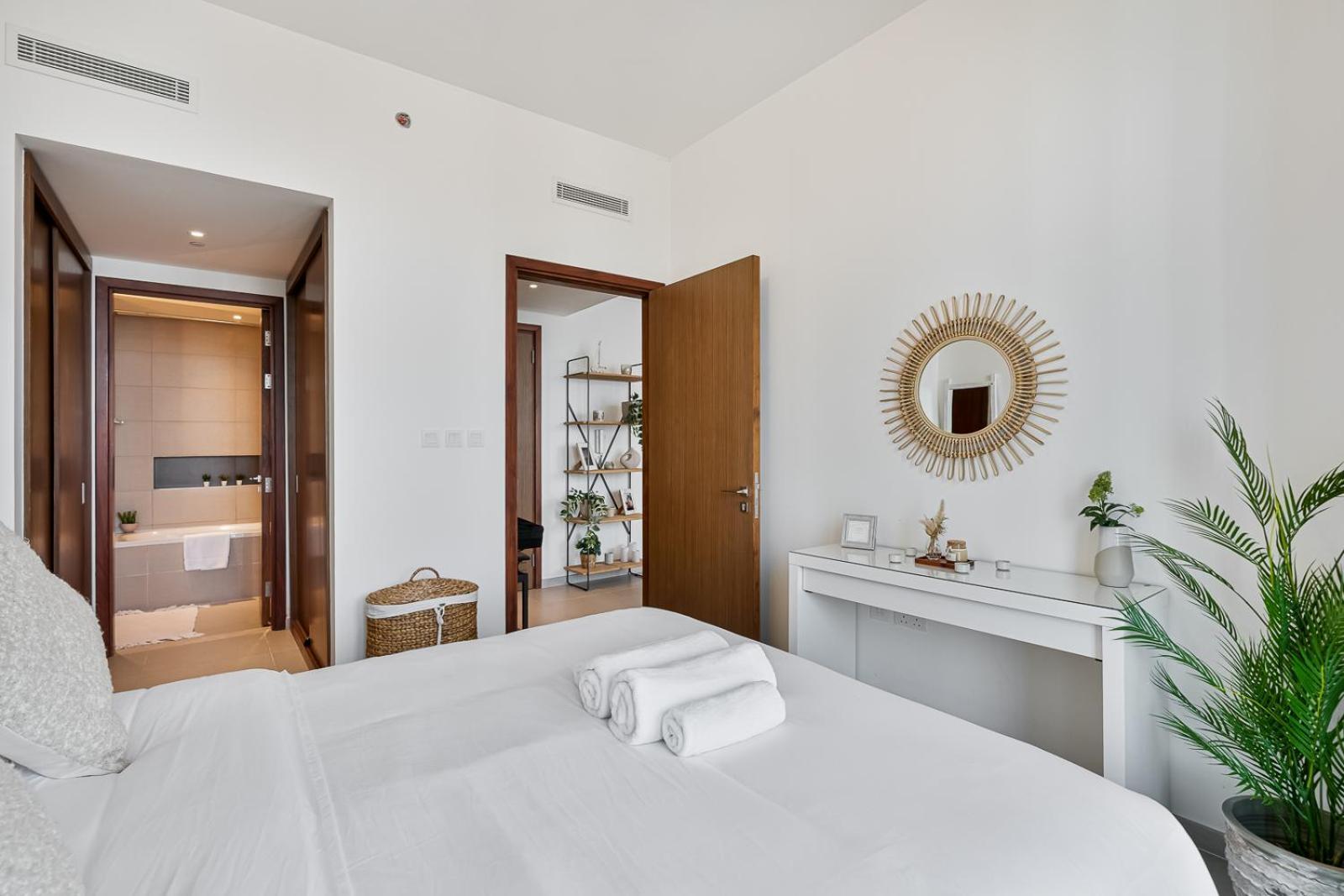 Stylish 1br With Pool, Gym, Bbq Area & Playground Apartment *