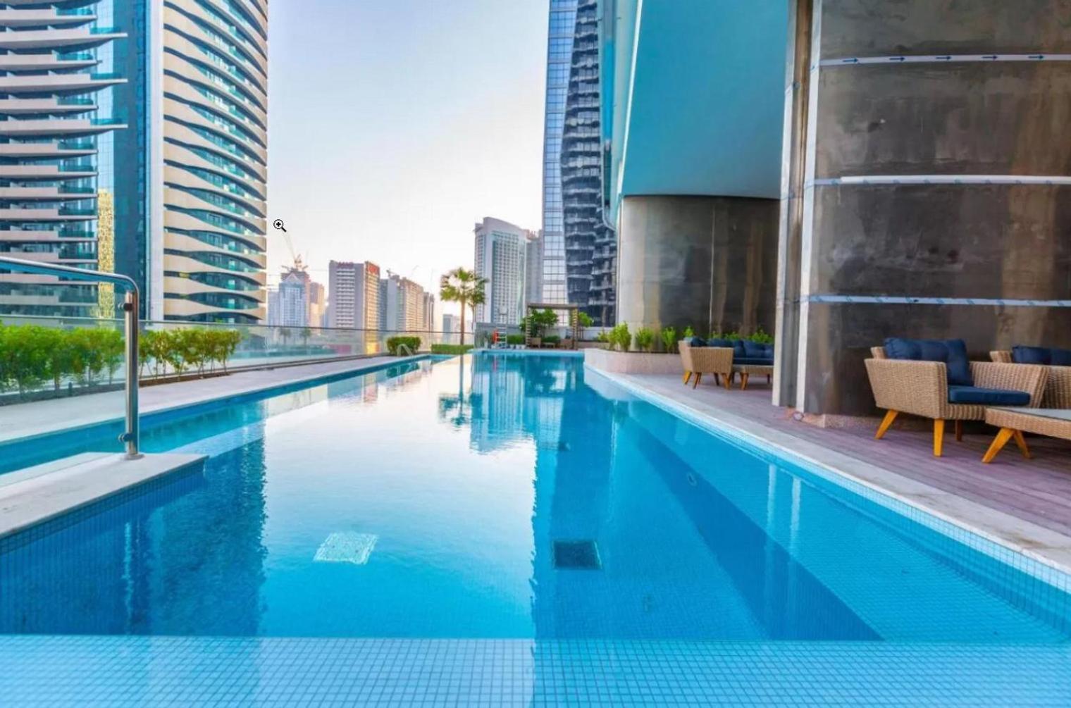 Blueground Rp Heights Pool Garage Dxb-795 Apartment Dubai
