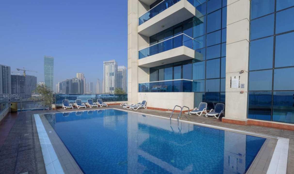 Apartment Majestic Tower Dubai