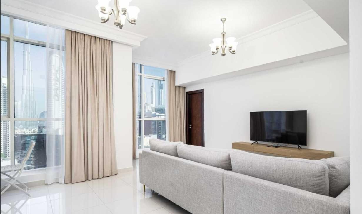 Majestic Tower Apartment Dubai