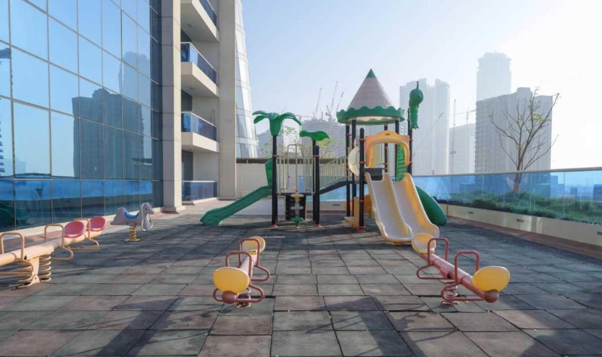 Majestic Tower Apartment Dubai