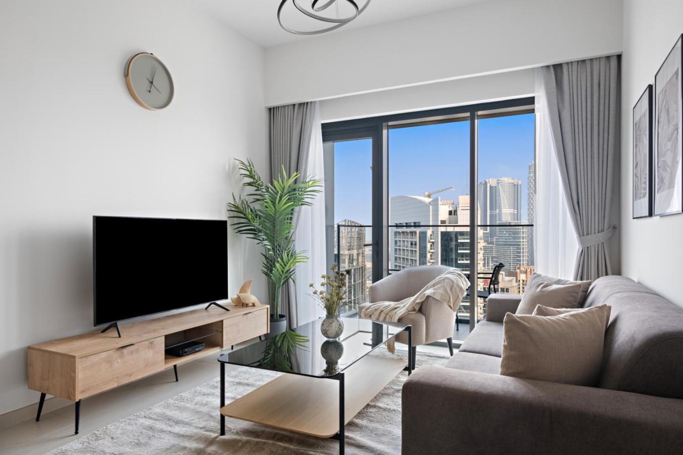 Stonetree - New In Prime Location Apartment *