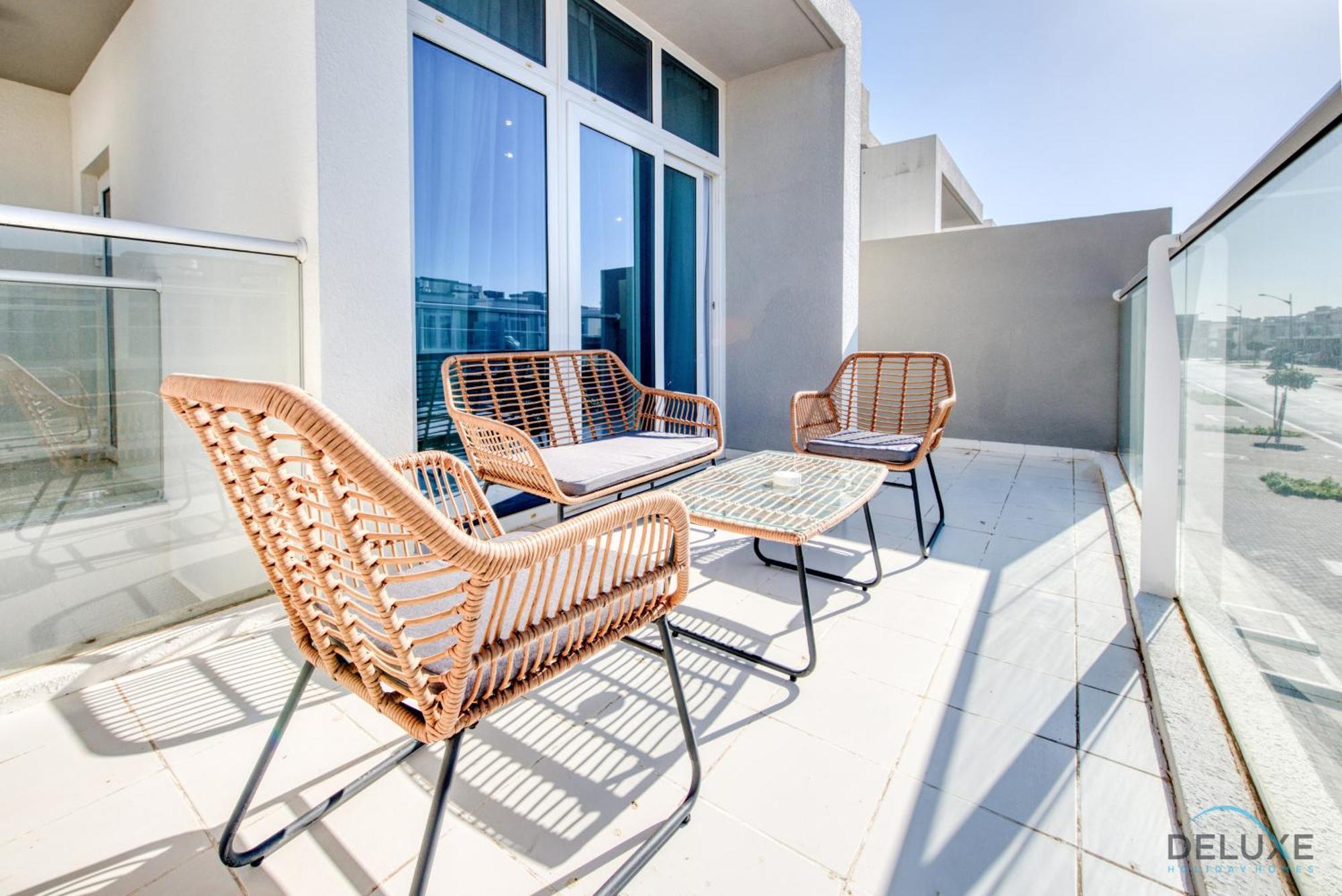 Restful 3br Townhouse At Damac Hills 2 Dubailand By Deluxe Homes