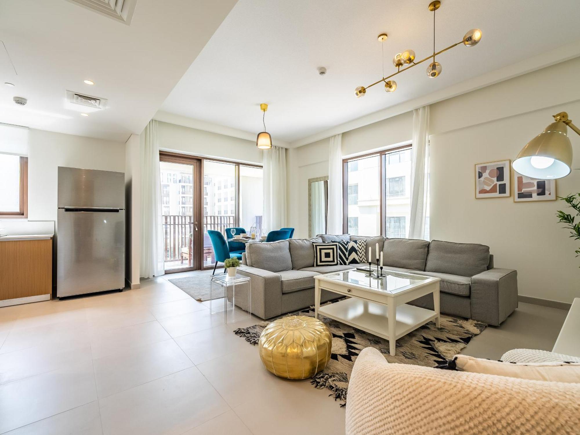 Apartment Creek Gem, Stylish With Two Balconies