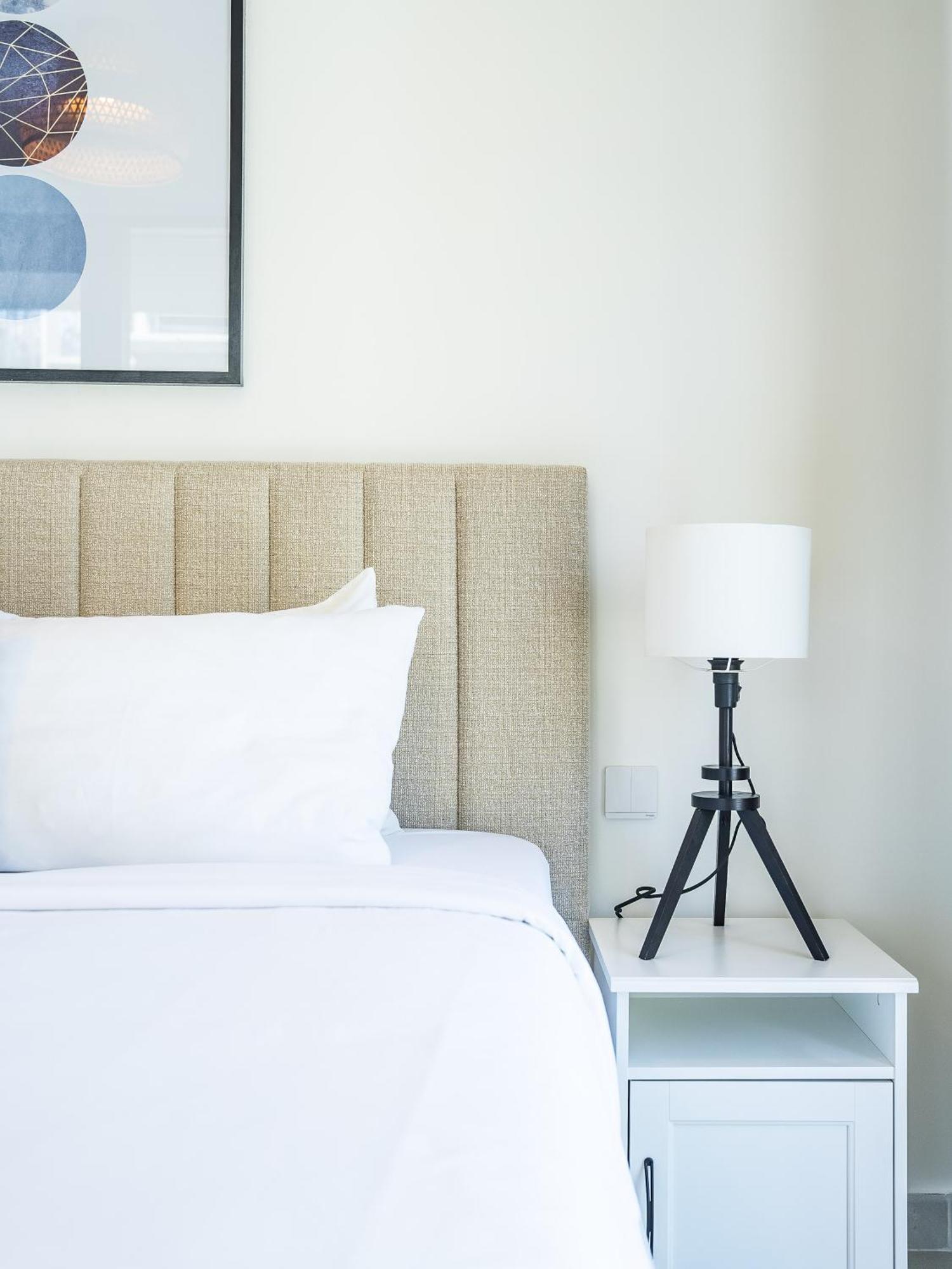 Apartment Creek Gem, Stylish With Two Balconies Dubai