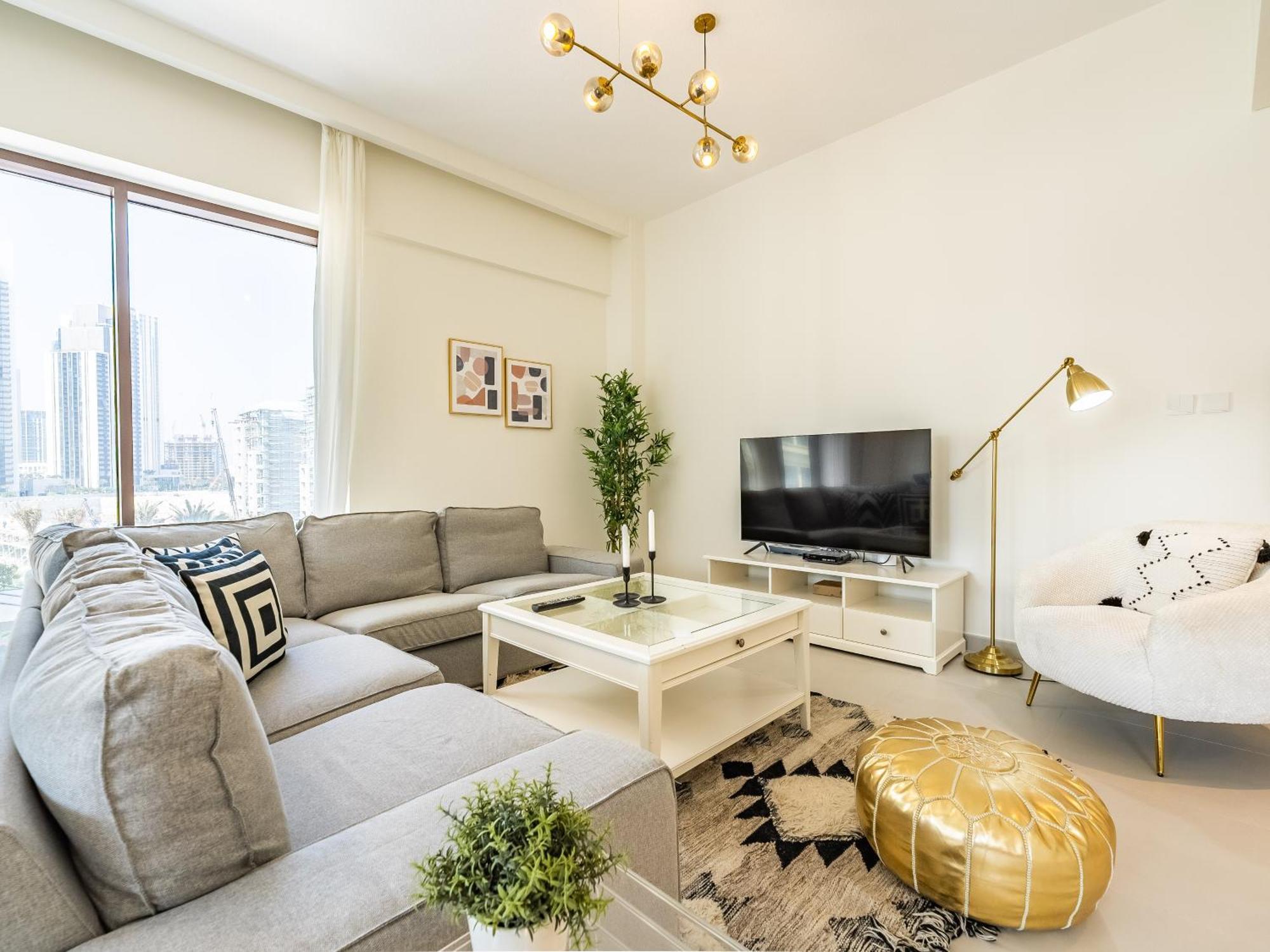 Apartment Creek Gem, Stylish With Two Balconies *