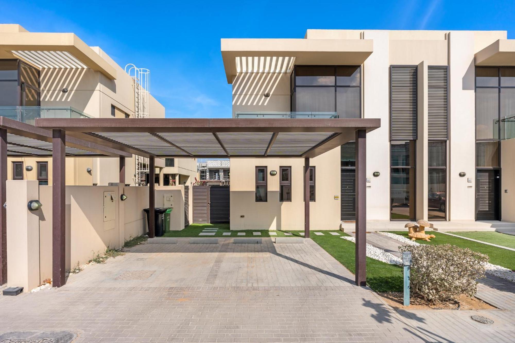 Villa Stonetree - The Modern Family Friendly Dubai
