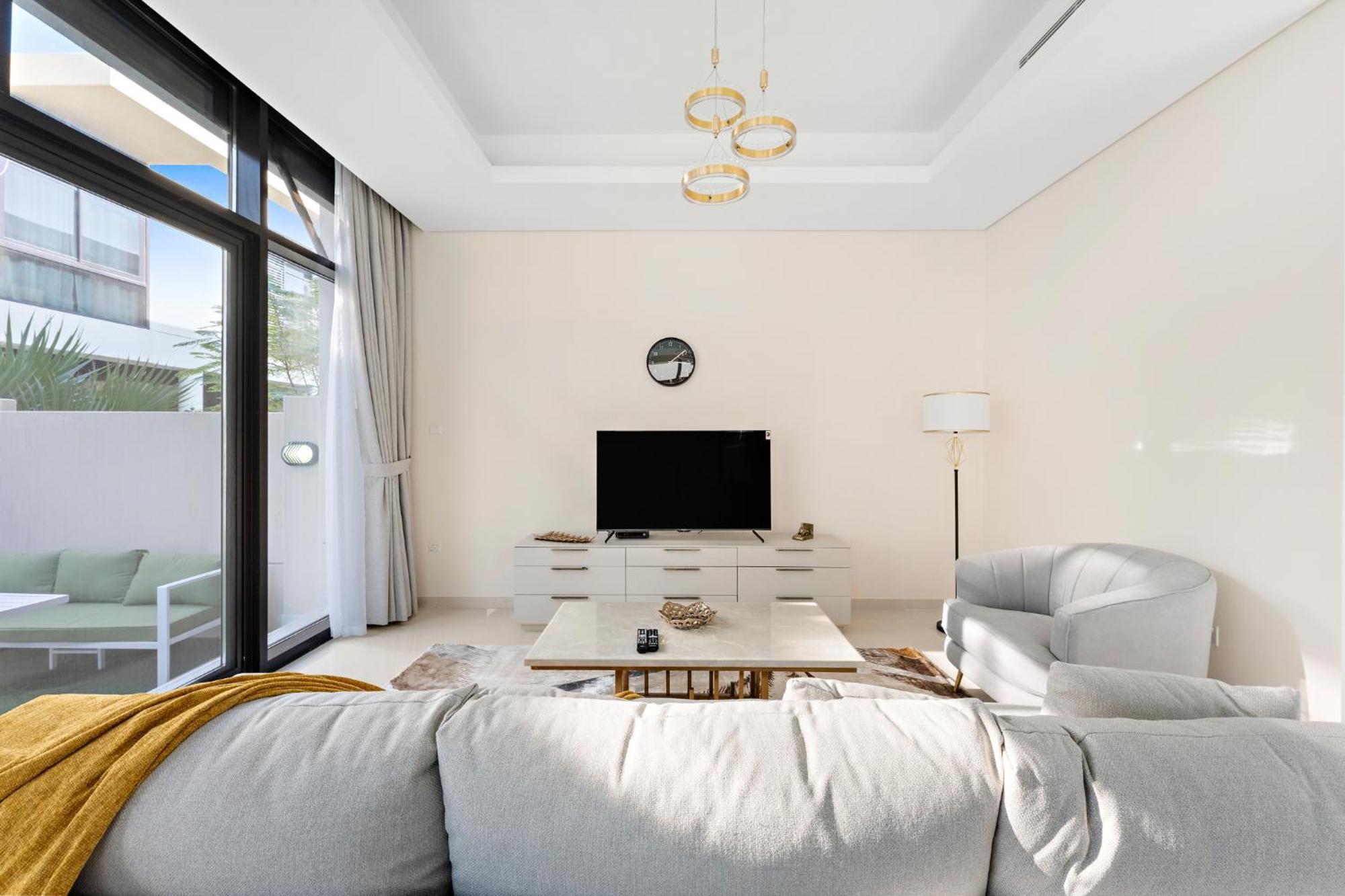 Stonetree - The Modern Family Friendly Dubai