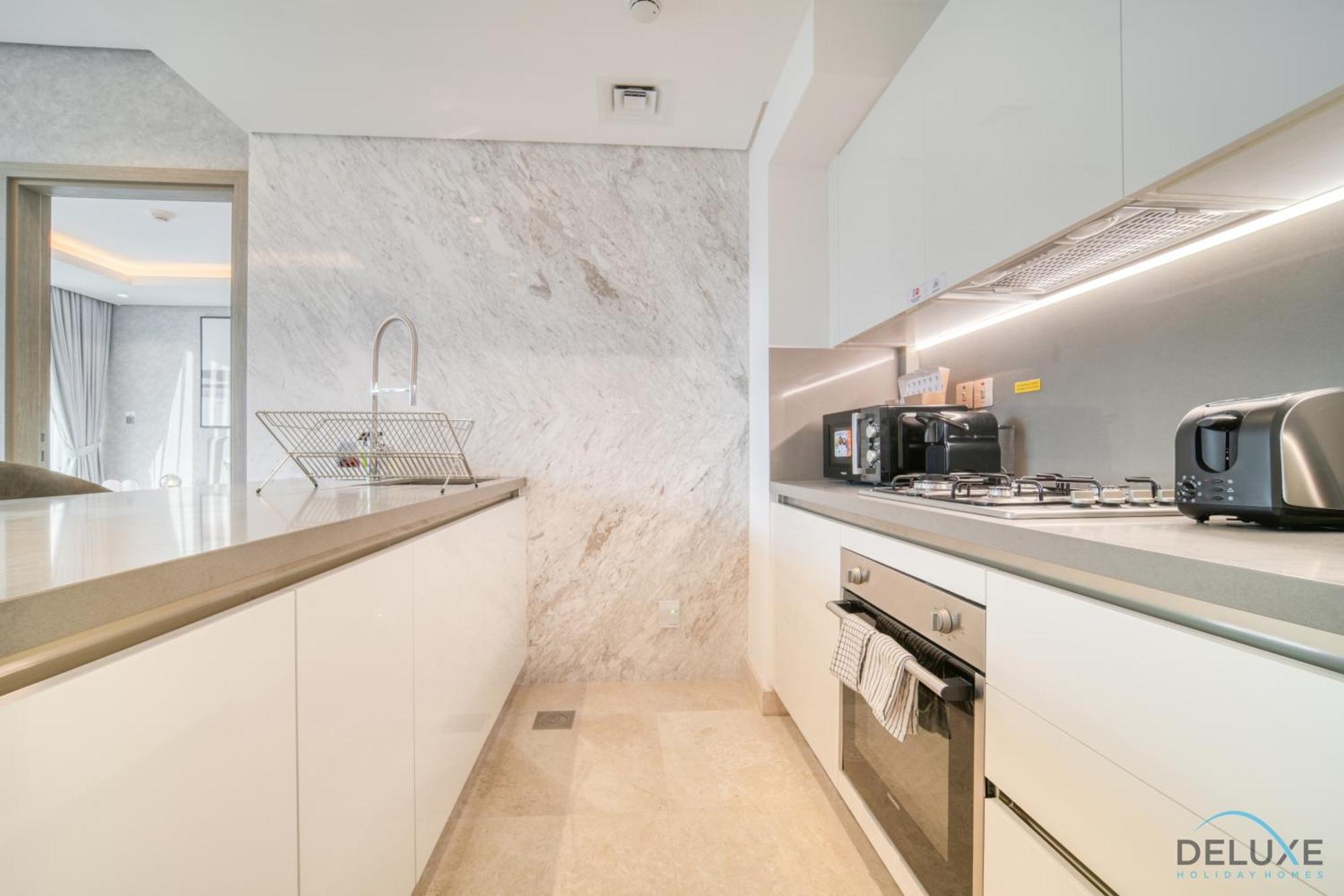 Exclusive Offer Cozy With Burj Khalifa Views By Deluxe Homes Apartment