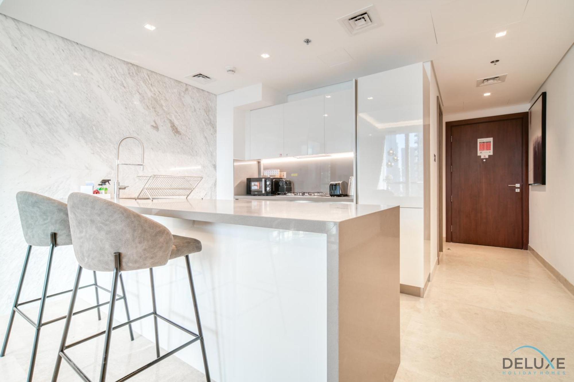 Exclusive Offer Cozy With Burj Khalifa Views By Deluxe Homes Apartment *