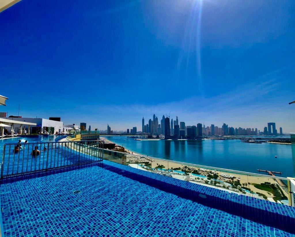 Apartment Elegant Palm 1 Bed With Rooftop Infinity Pool Dubai