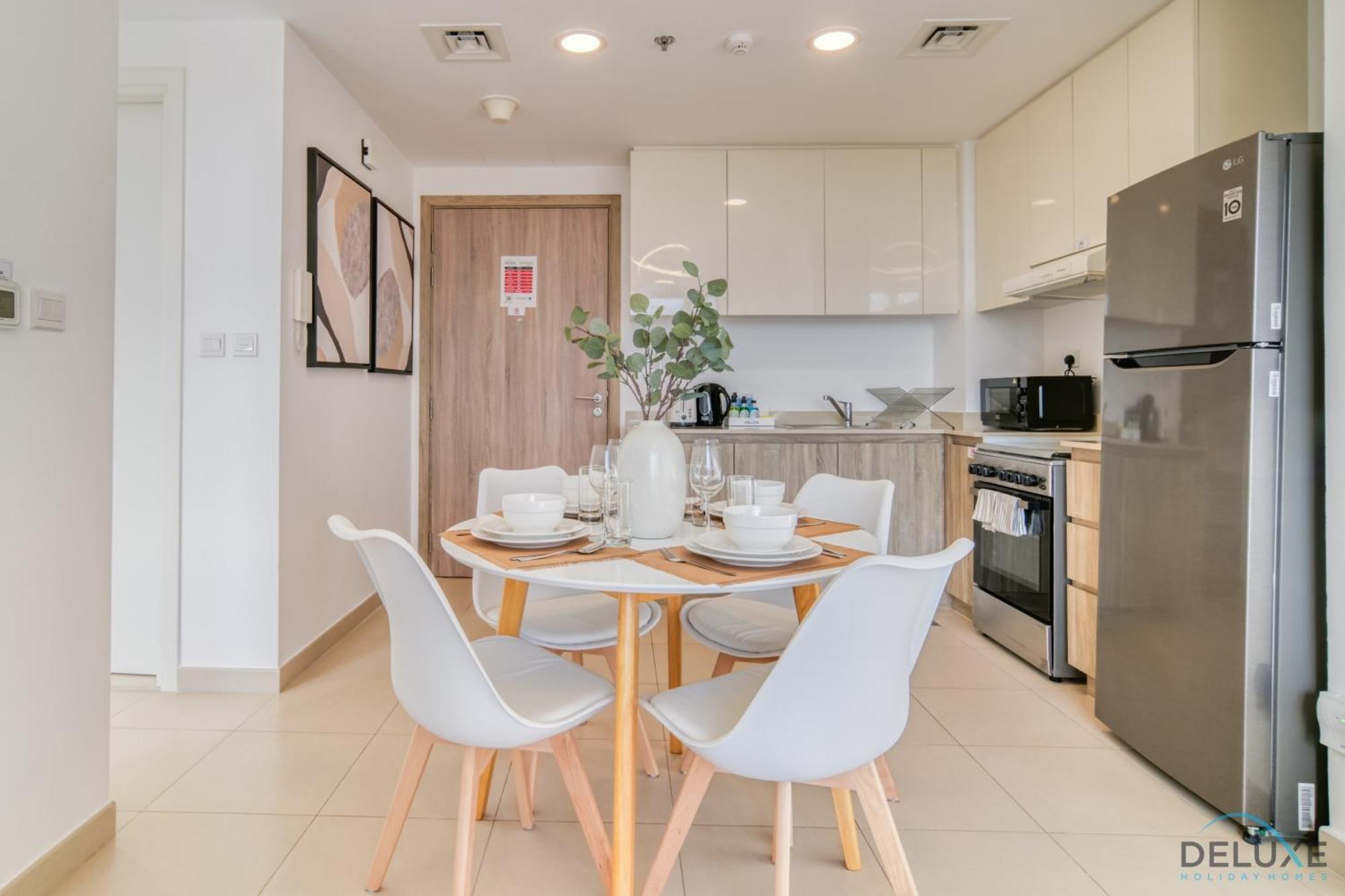 Immaculate 1br At Town Square Dubailand By Deluxe Homes Apartment *