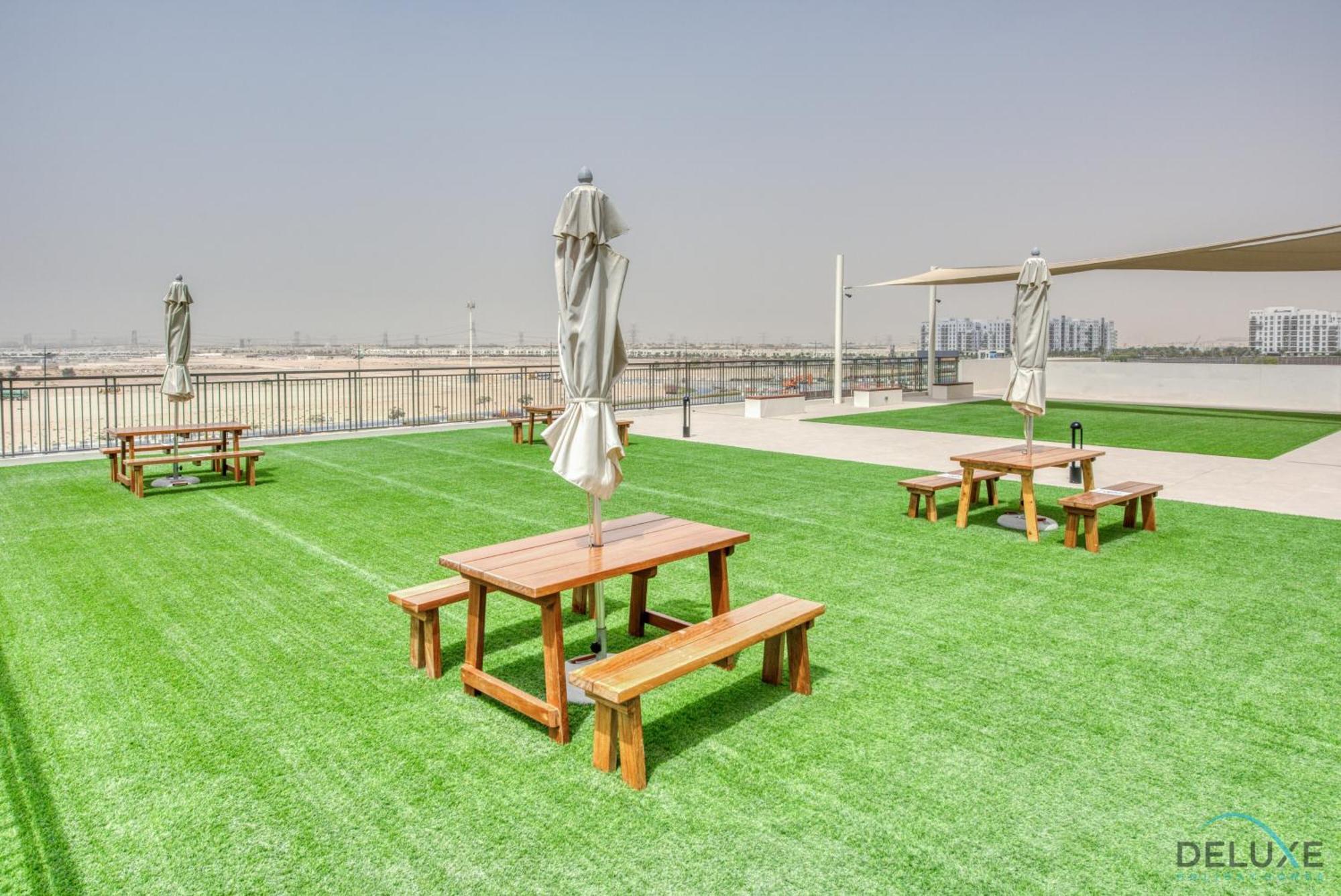 Immaculate 1br At Town Square Dubailand By Deluxe Homes
