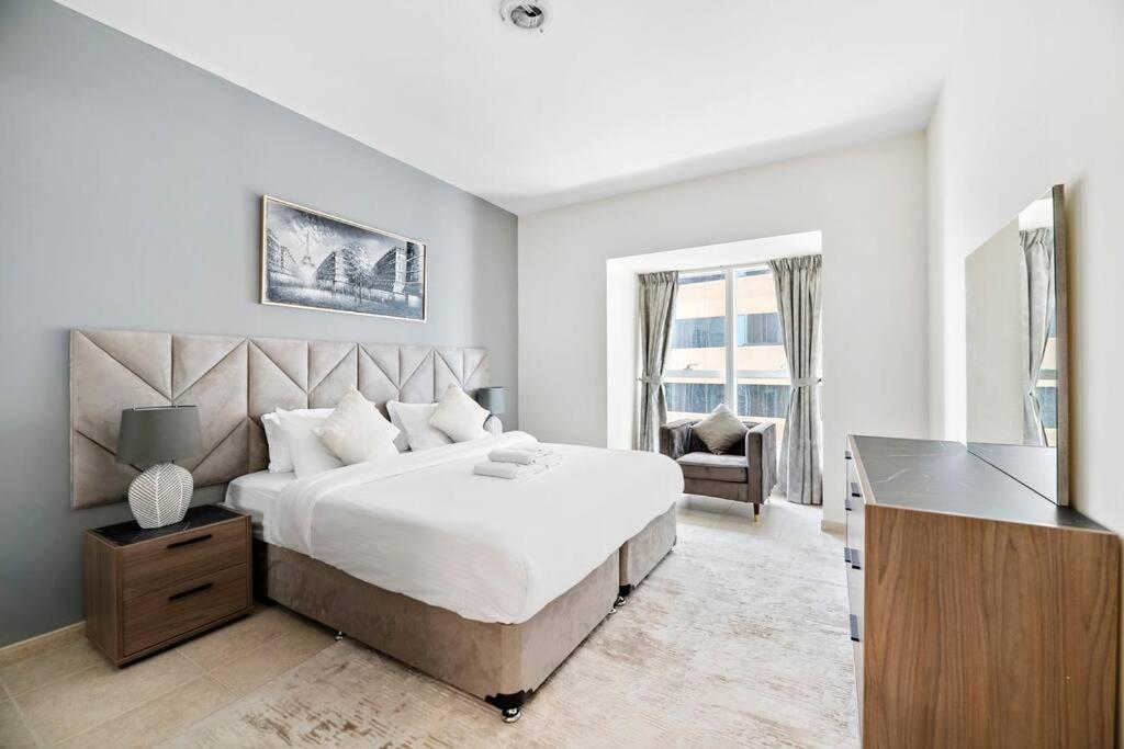 Apartment Stonetree - High Floor Furnished 1 Br *