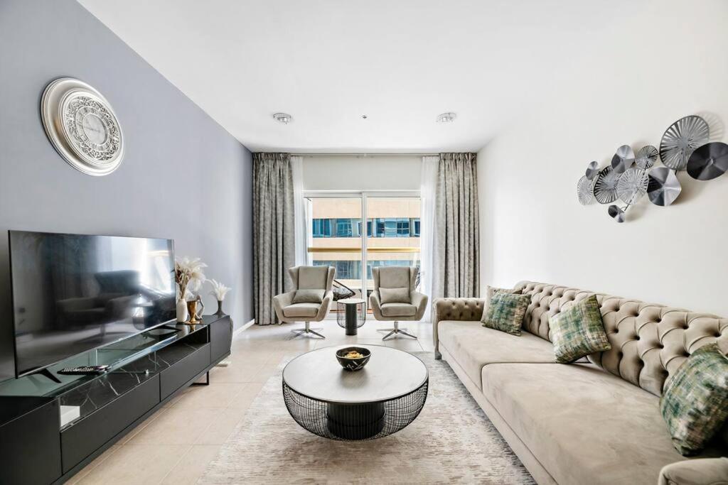 Stonetree - High Floor Furnished 1 Br *