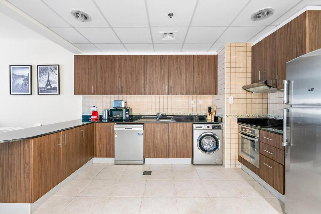 Stonetree - High Floor Furnished 1 Br