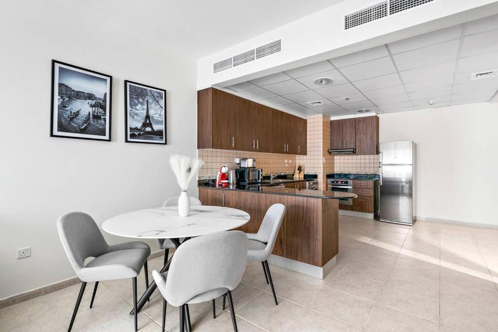 Stonetree - High Floor Furnished 1 Br Apartment
