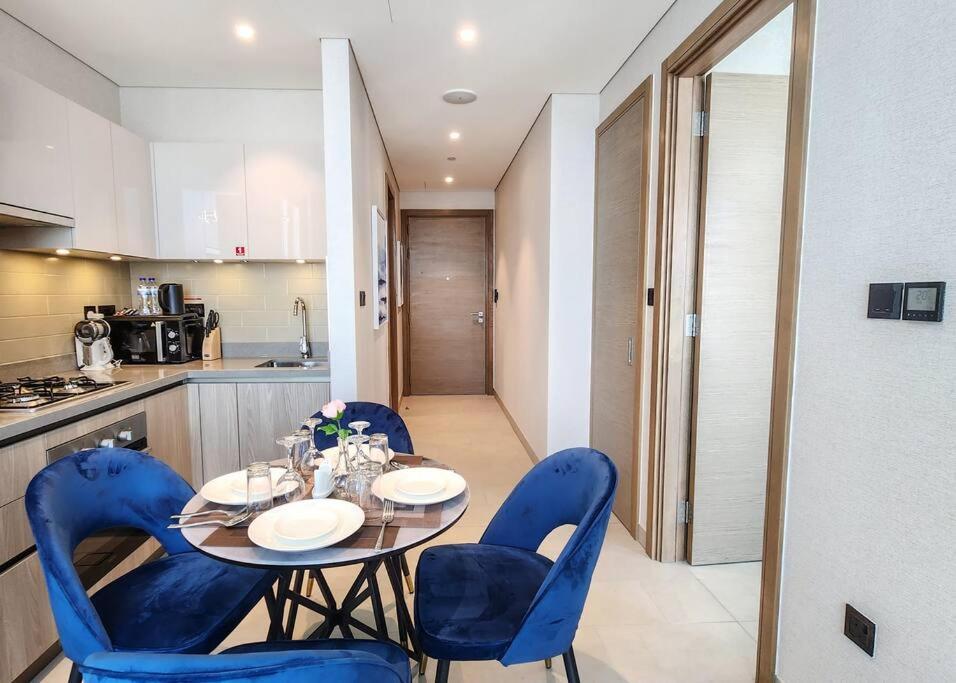 Apartment By Latinem Luxury 1br W1006 Near Burj Khalifa *