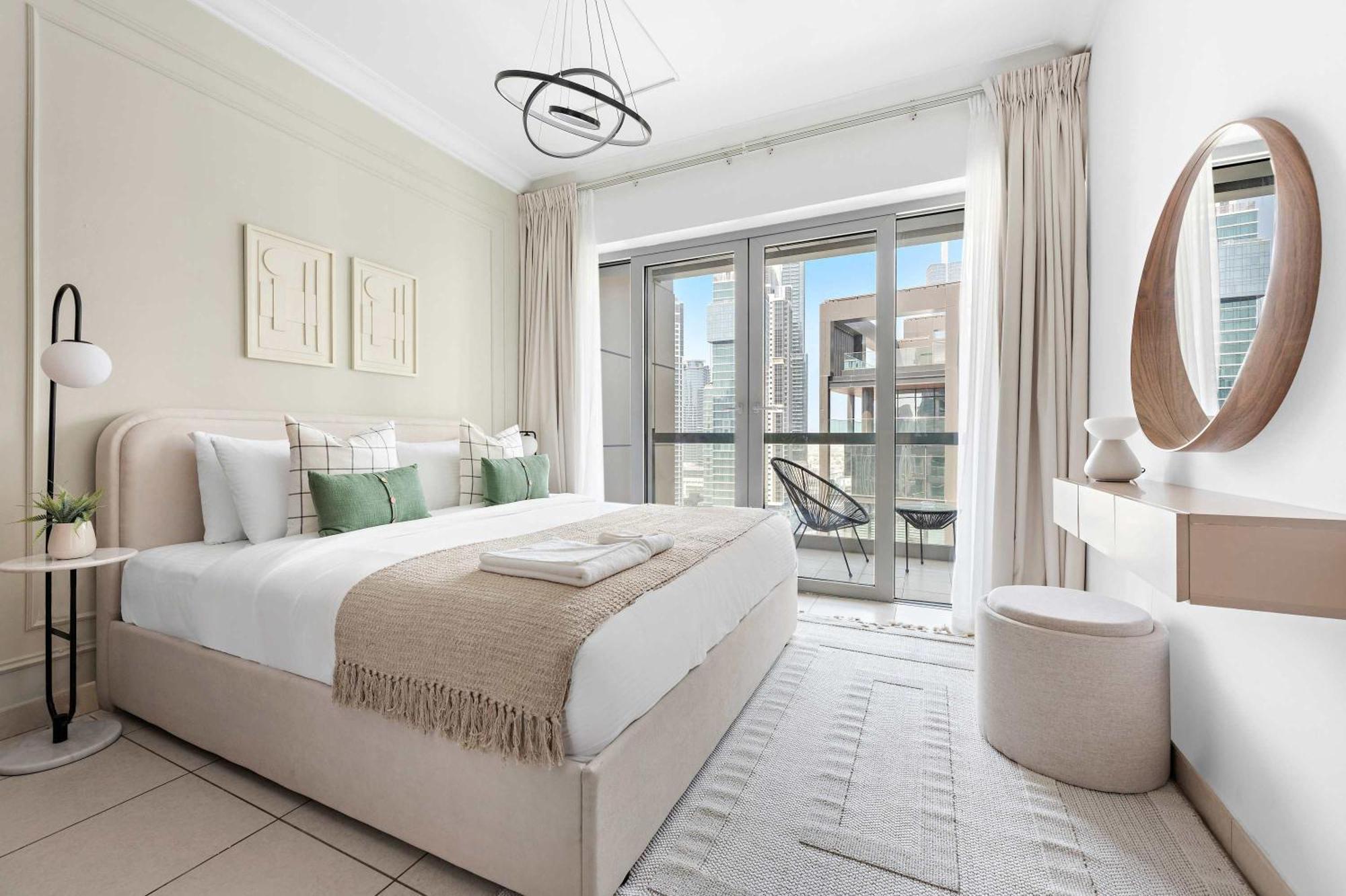 Silkhaus Modern 1br With Balcony In Emaar Tower Apartment Dubai