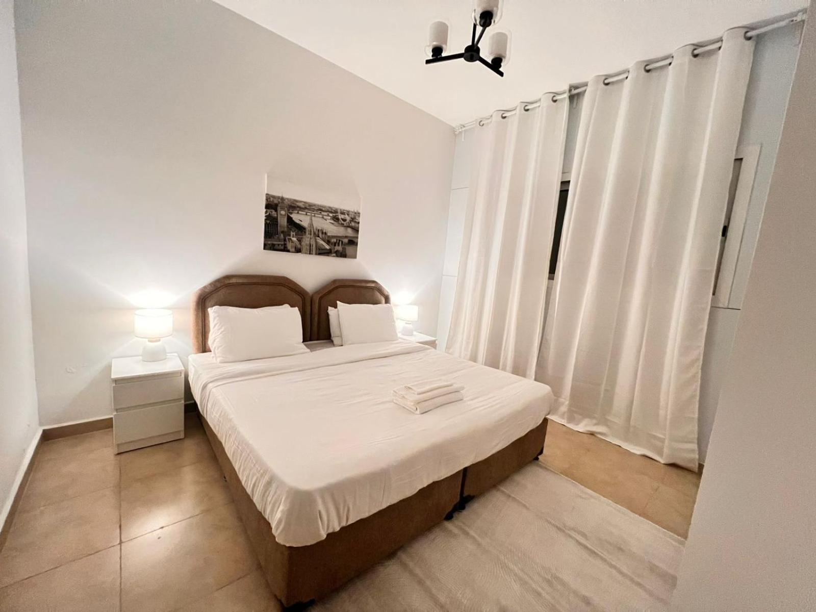 2-bed Brand New Fully Furnished Dubai