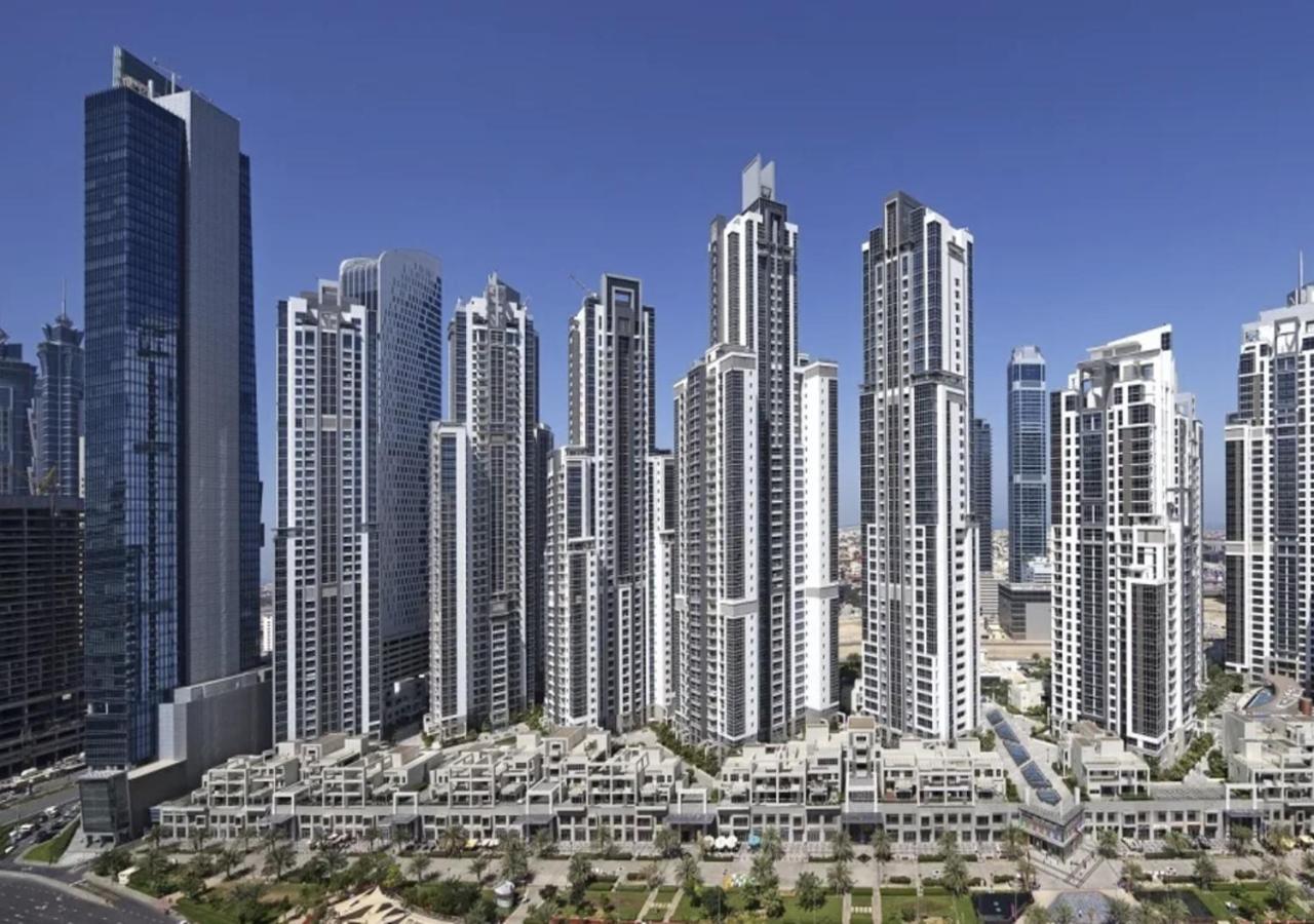 Stylish 1br In Executive Tower *