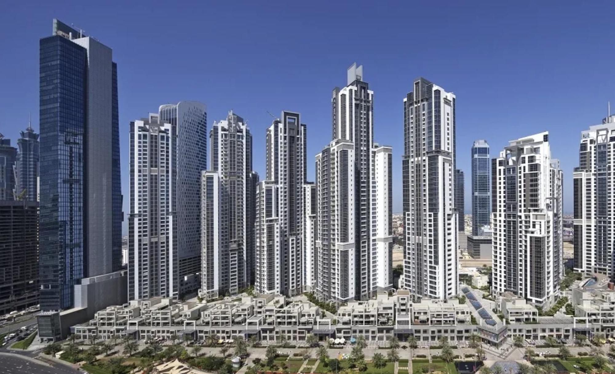 Stylish 1br In Executive Tower Apartment *
