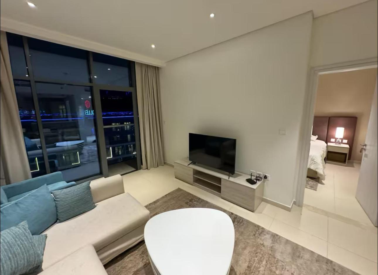 Seven Palm Jumeirah Apartment Dubai