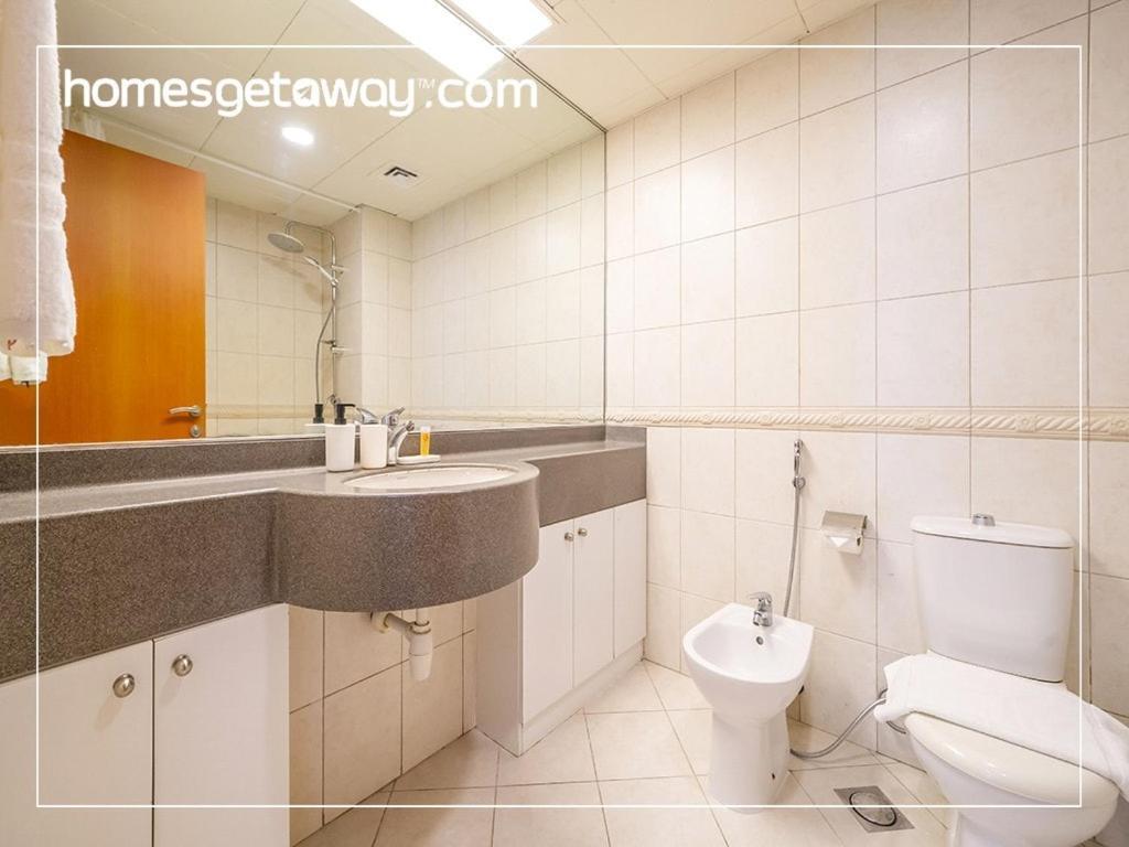 Villa Spacious 4-br In Horizon Tower, Marina Dubai