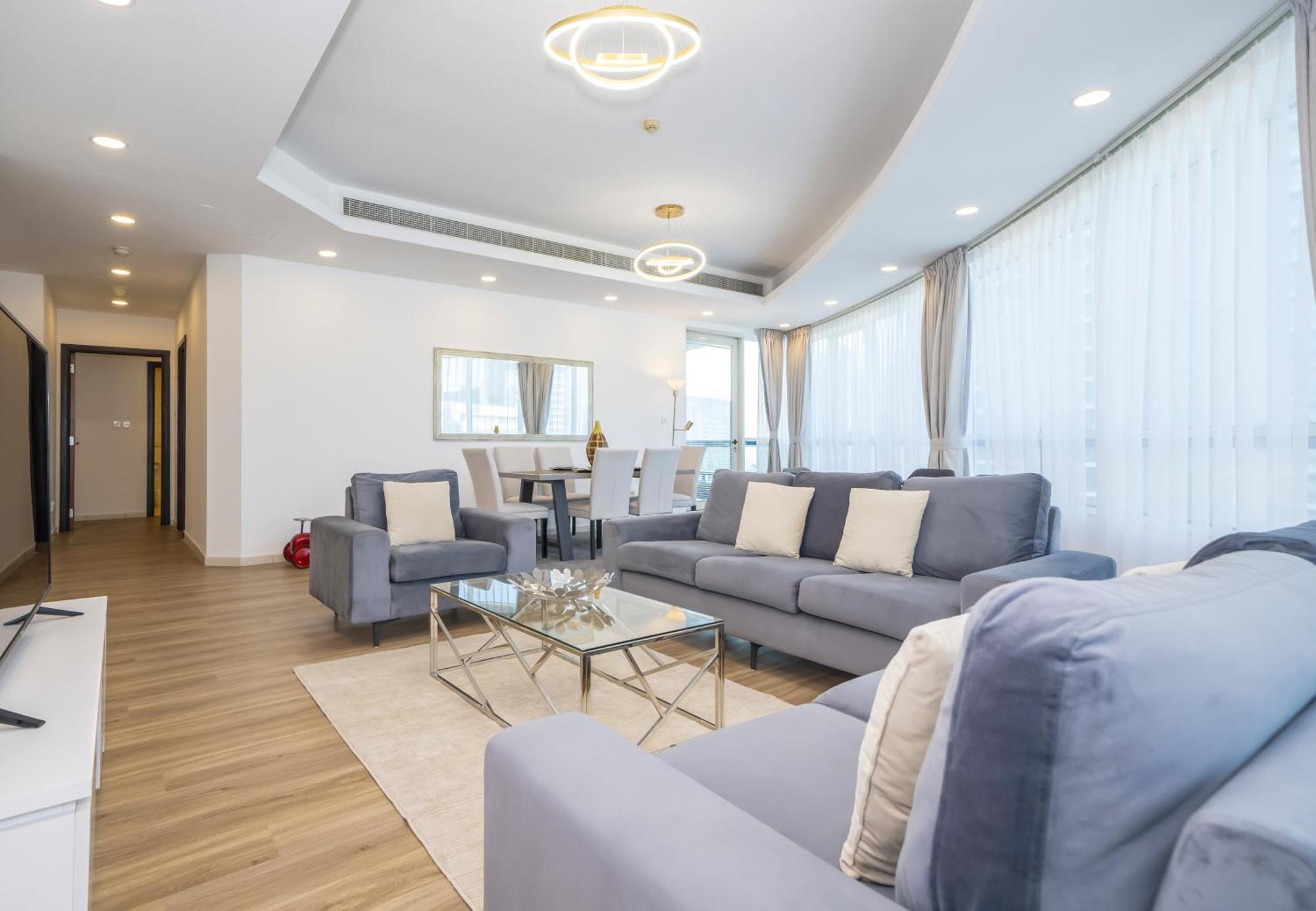 Villa Spacious 4-br In Horizon Tower, Marina *