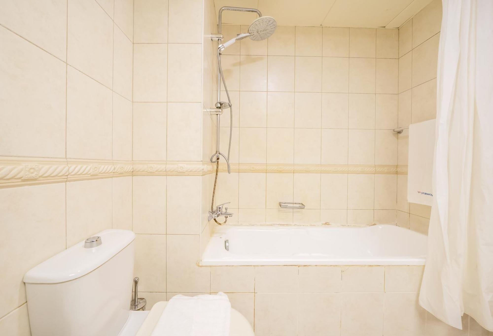 Villa Spacious 4-br In Horizon Tower, Marina *