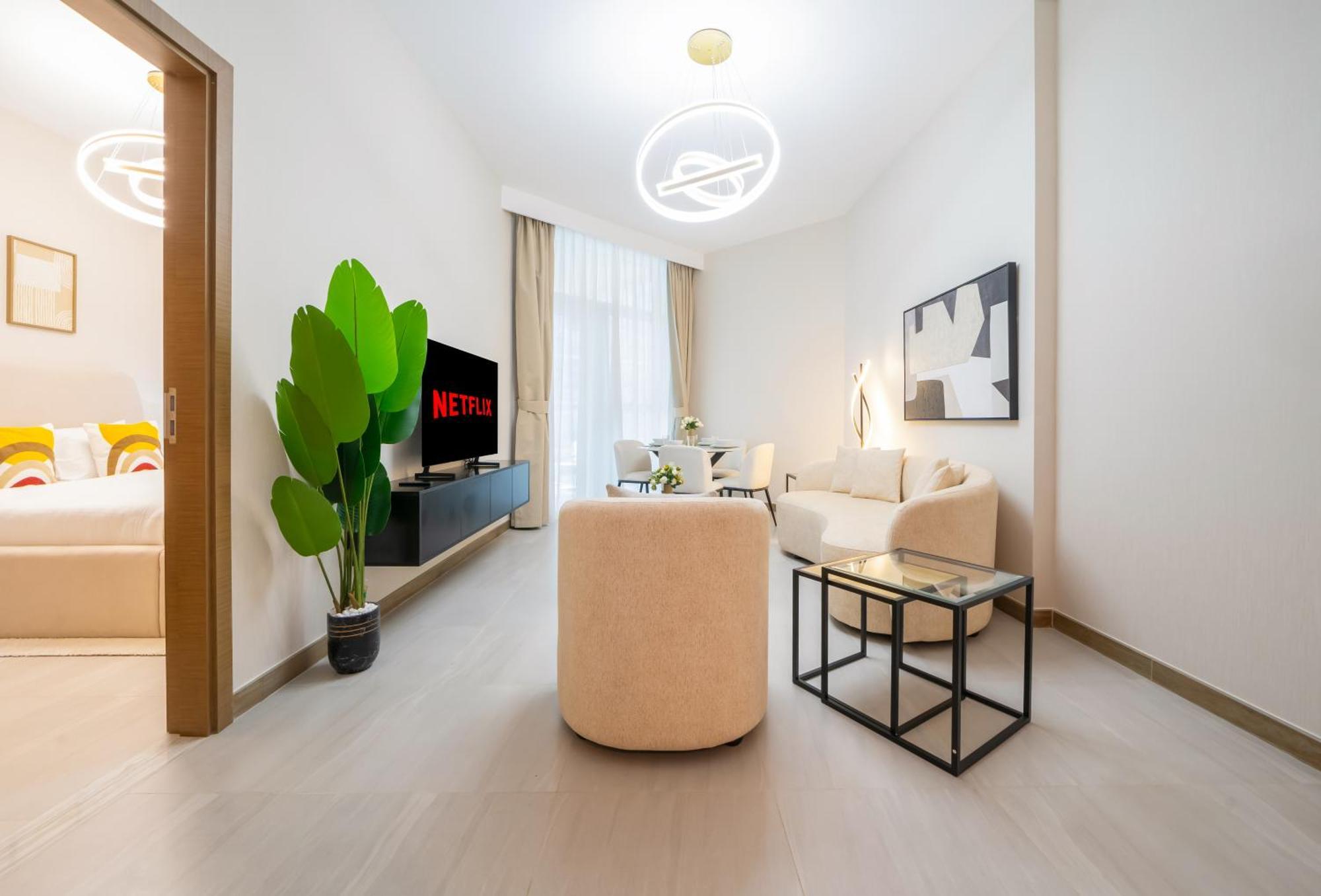 Indulge In Luxury 1br Unit At Missoni Urban Oasis