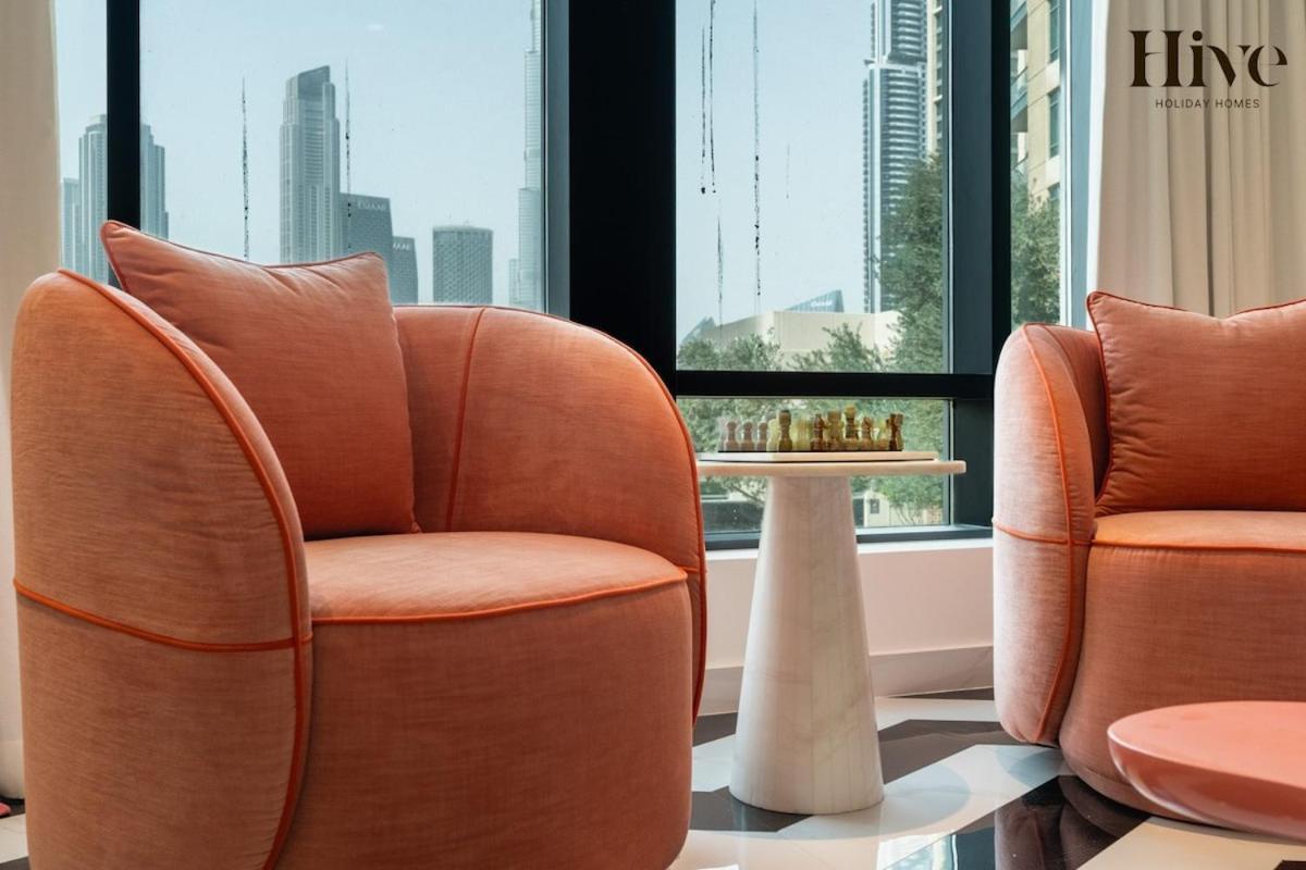 Luxury 1 Bed With Burj Khalifa Views *