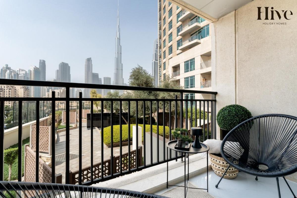 Luxury 1 Bed With Burj Khalifa Views