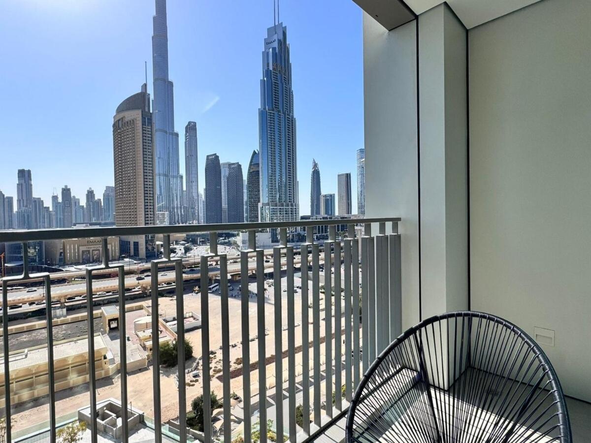 Iconic 2br With Burj Khalifa & Downtown Views Dubai
