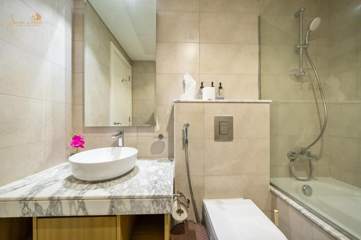 Holiday home Elegant Sunset View 3bhk 7pax Dubai