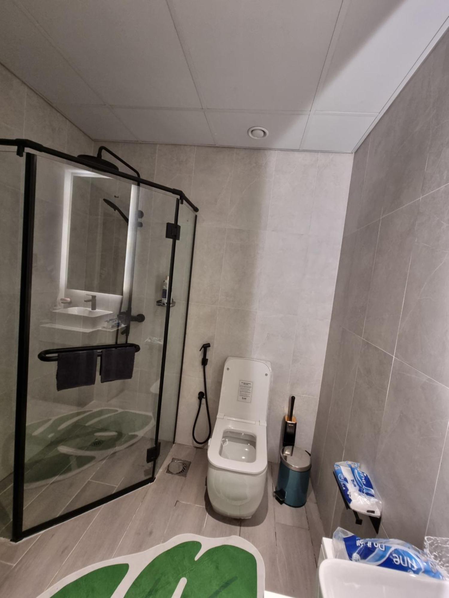 Apartment Production - Noor 3 *